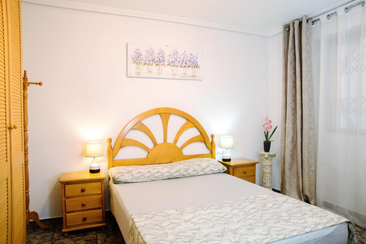 Holiday La Loma Apartment Torrevieja Buitenkant foto