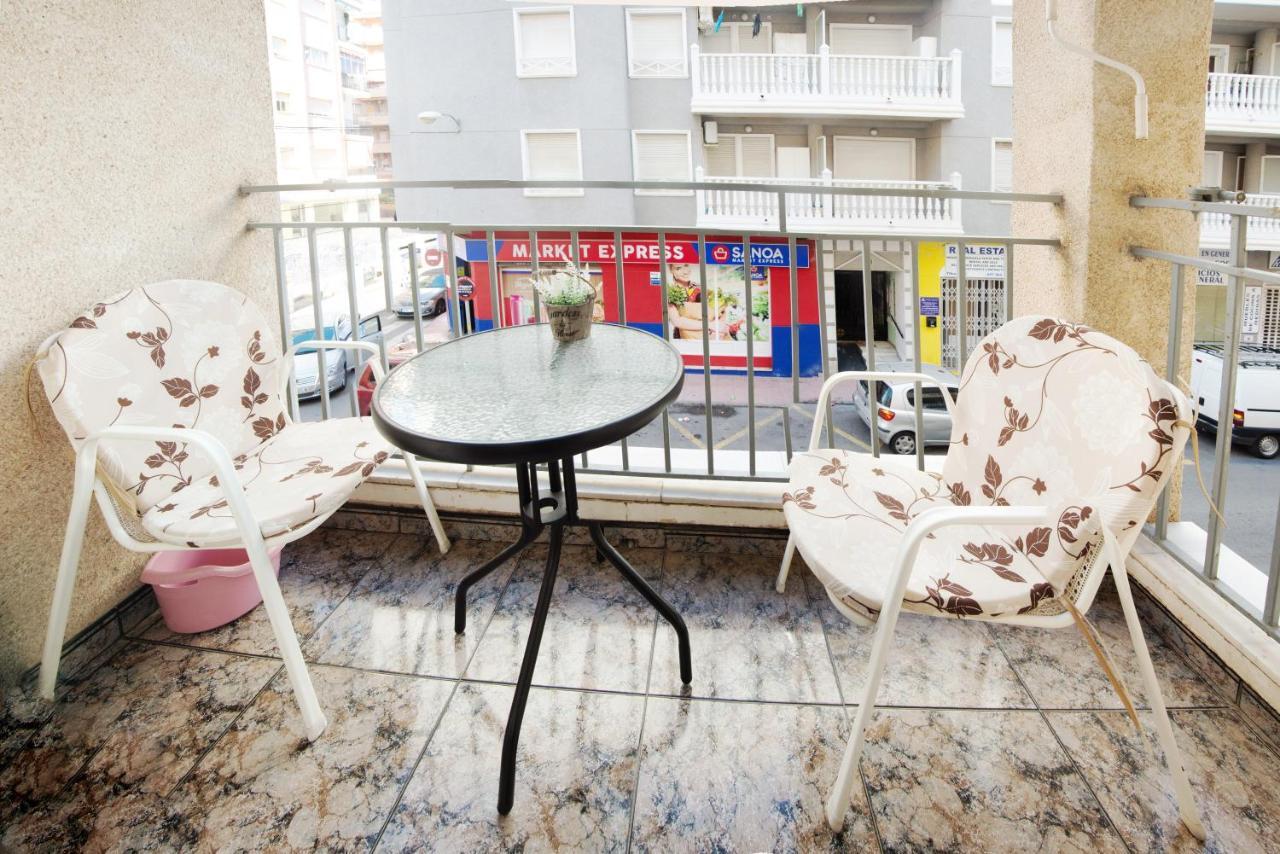 Holiday La Loma Apartment Torrevieja Buitenkant foto